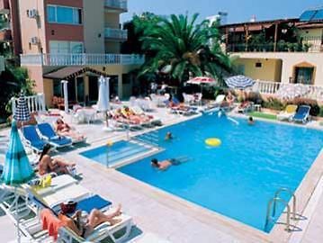 Grand Nett Beach Hotel Kuşadası Ngoại thất bức ảnh